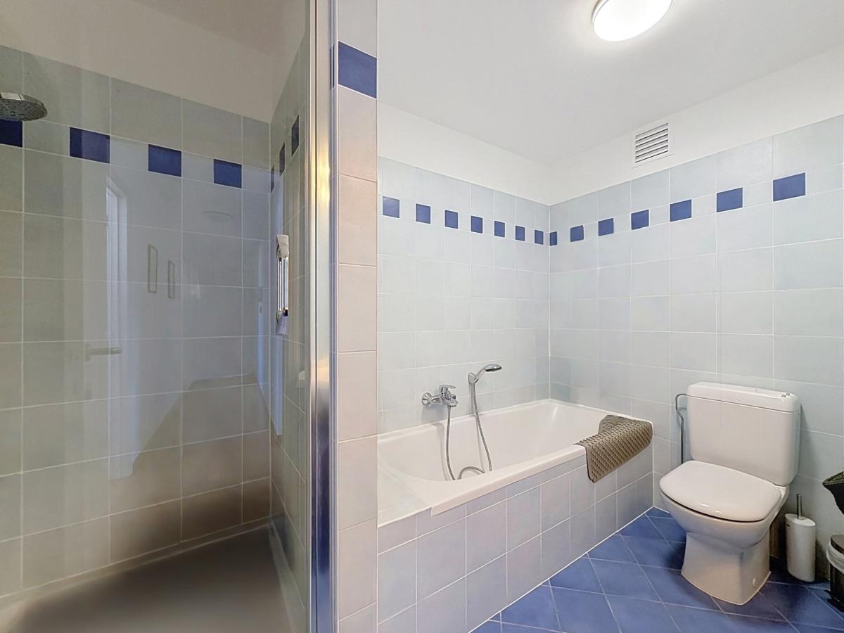 Cavell / Churchill : Bel appartement + terrasse !