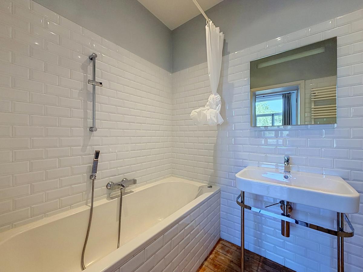 Chatelain : Beau duplex 2 chambres + terrasse ! 