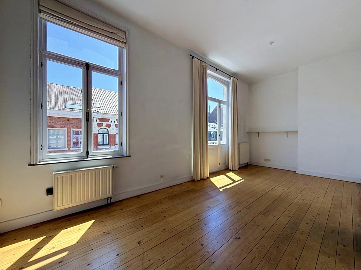 Chatelain : Beau duplex 2 chambres + terrasse ! 