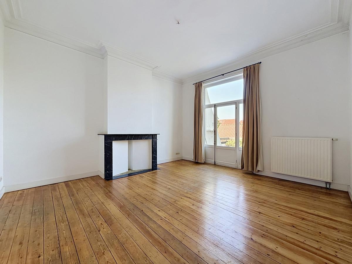 Chatelain : Beau duplex 2 chambres + terrasse ! 