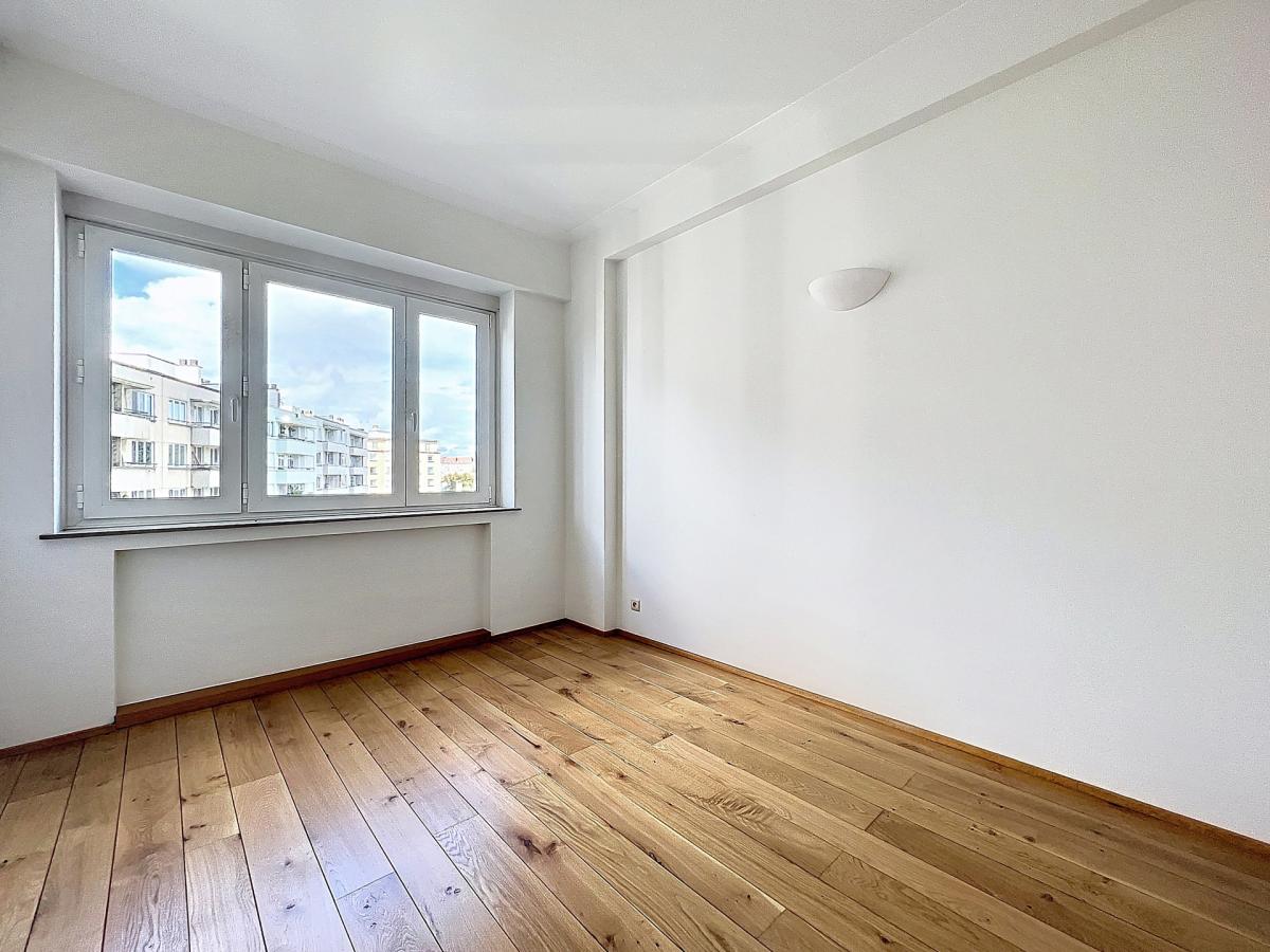 Messidor : Bel appartement rénové 2ch + terrasse + garage