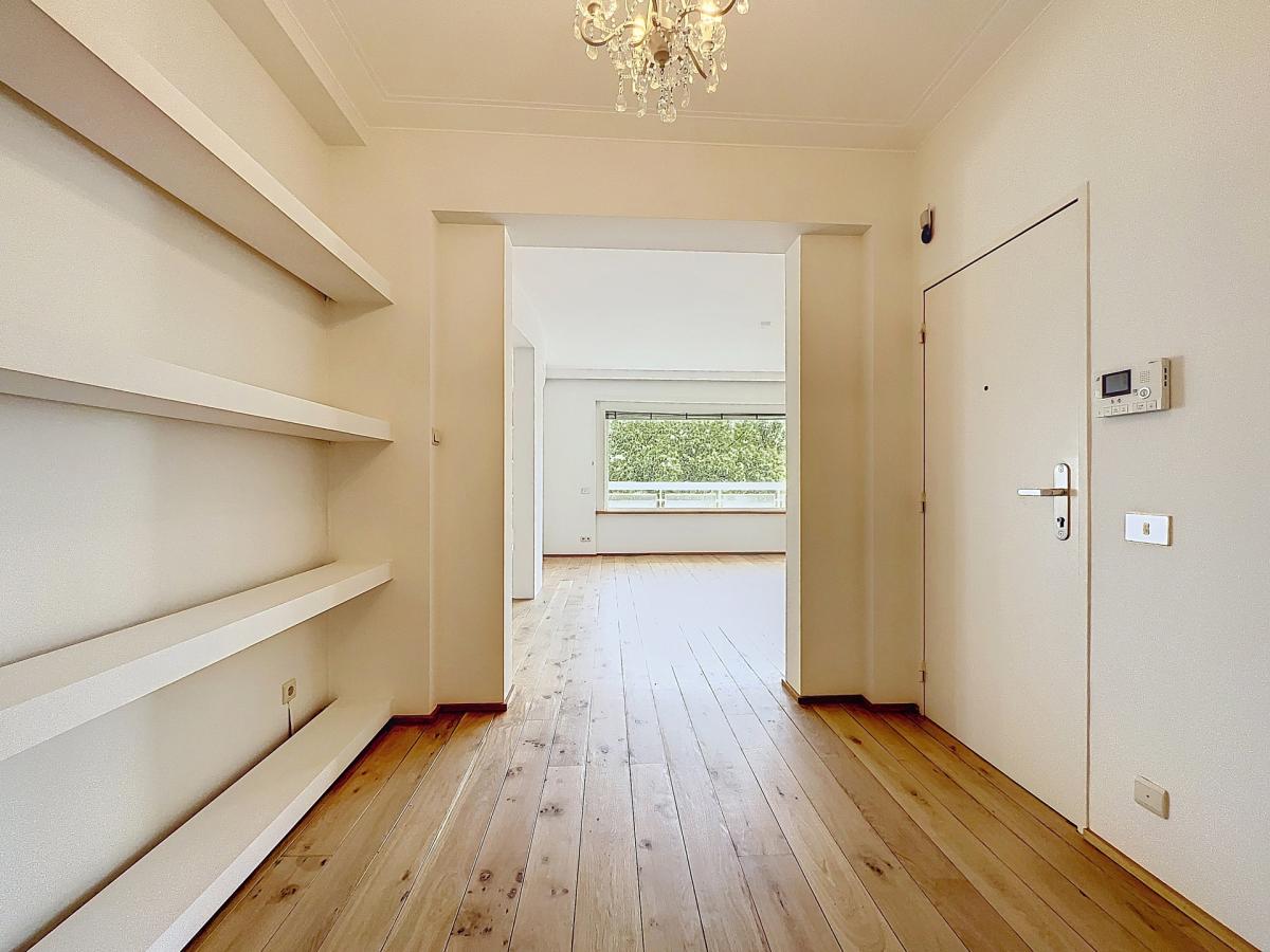 Messidor : Bel appartement rénové 2ch + terrasse + garage