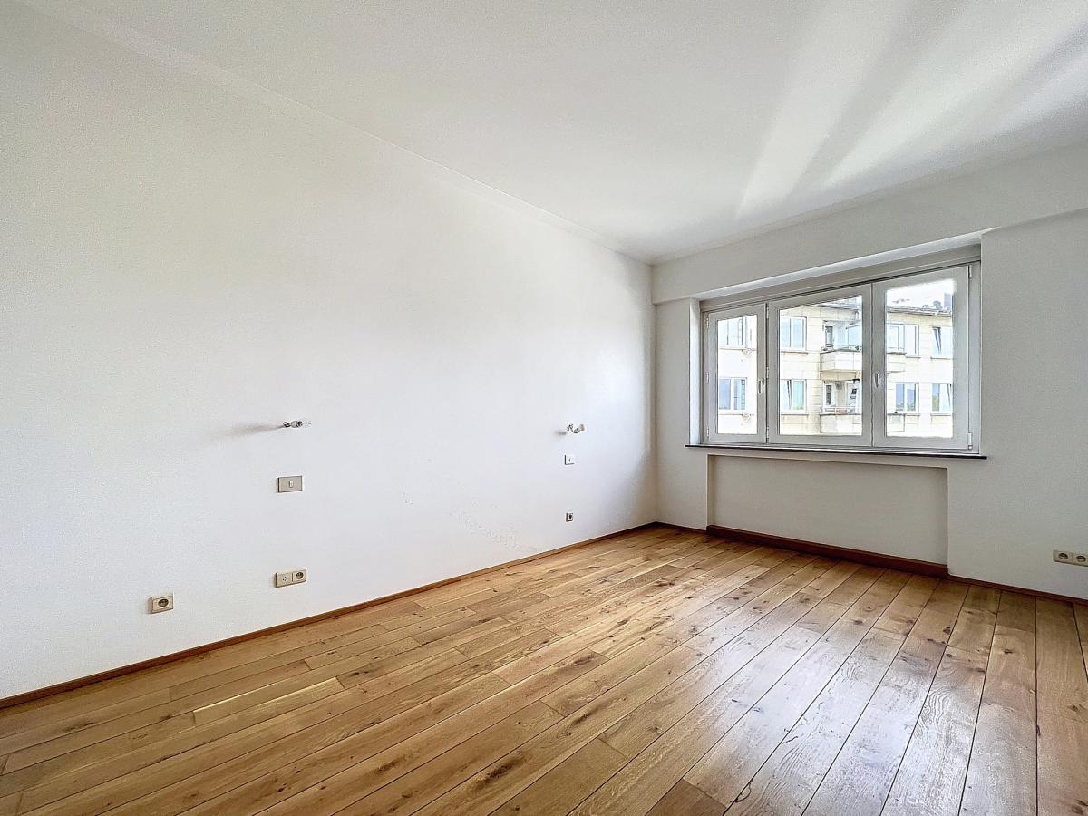 Messidor : Bel appartement rénové 2ch + terrasse + garage