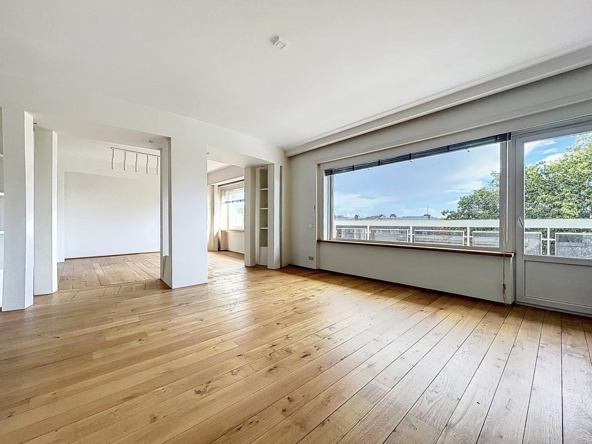 Messidor : Bel appartement rénové 2ch + terrasse + garage