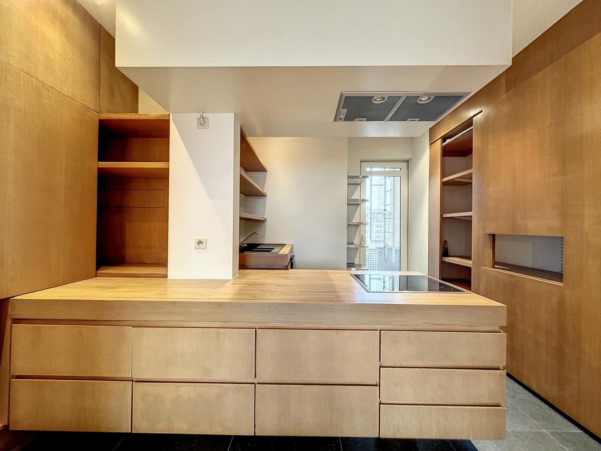 Messidor : Bel appartement rénové 2ch + terrasse + garage