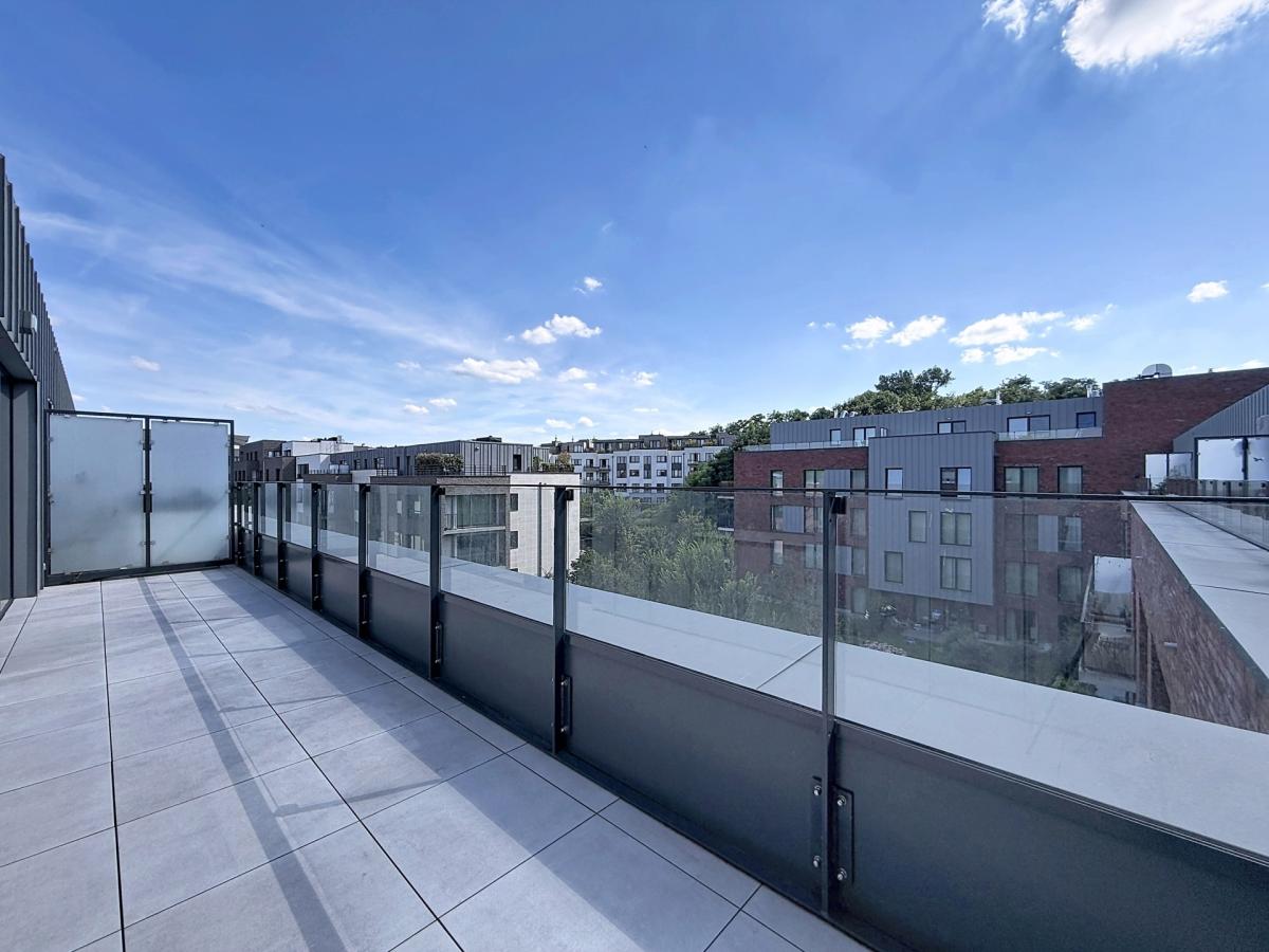 Calevoet : Superbe penthouse moderne + deux terrasses