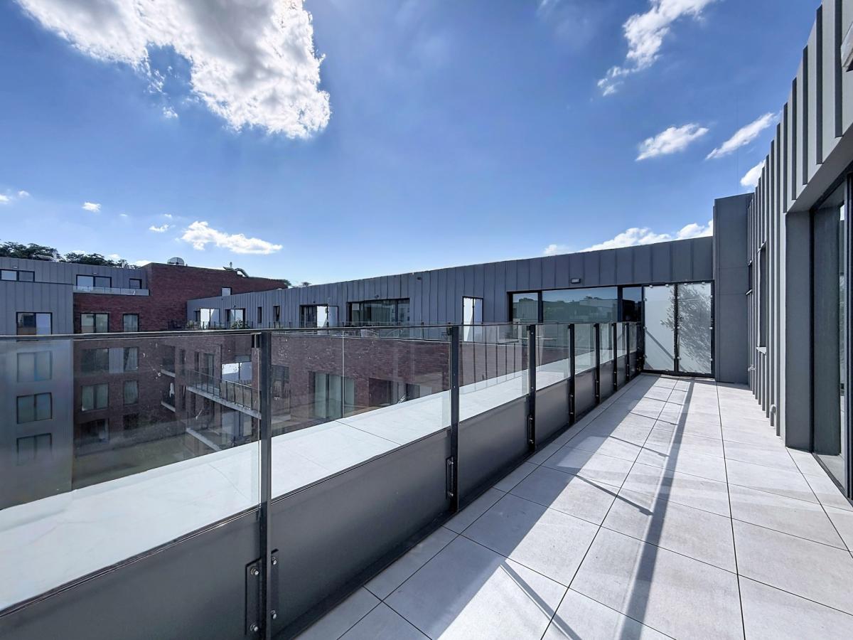 Calevoet : Superbe penthouse moderne + deux terrasses