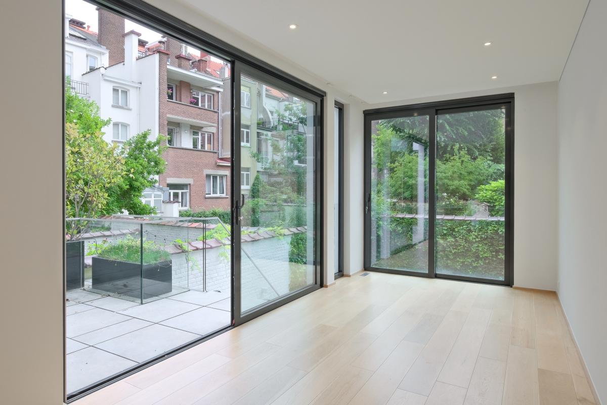 Brugmann : Superbe triplex 4 chambres + jardin