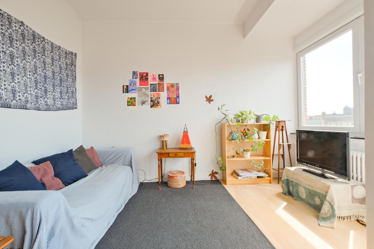 Molière/Guy d'Arrezo  - Bel appartement 2ch + balcons