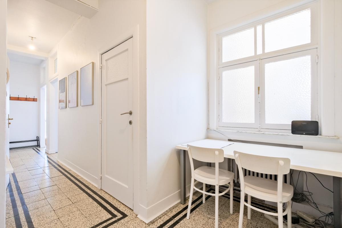 Molière/Guy d'Arrezo  - Bel appartement 2ch + balcons