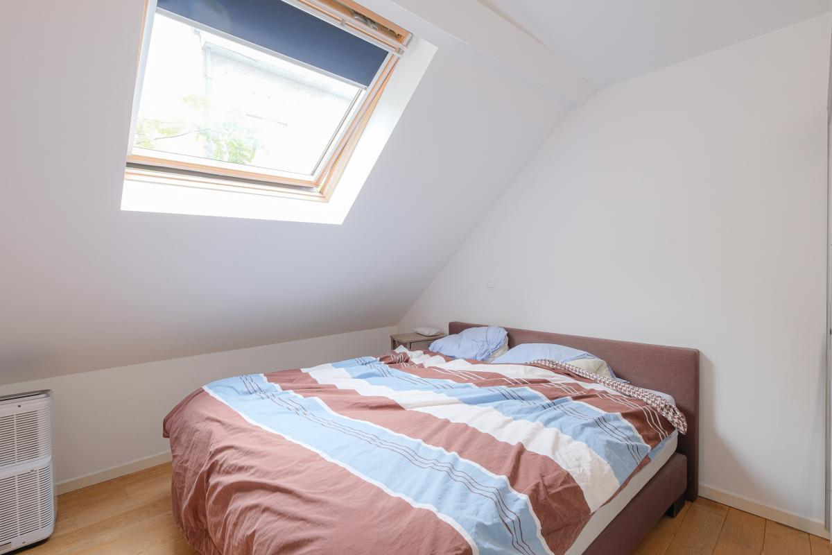 Etangs d'Ixelles : arrière maison 3 ch + cour