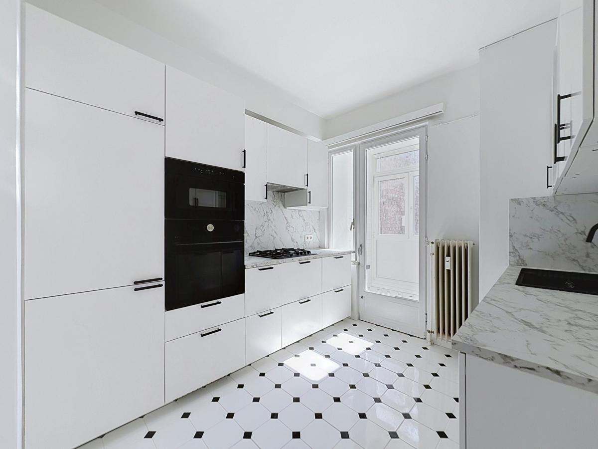 Louise / Jardin du Roi : Bel appartement rénové + jolie vue