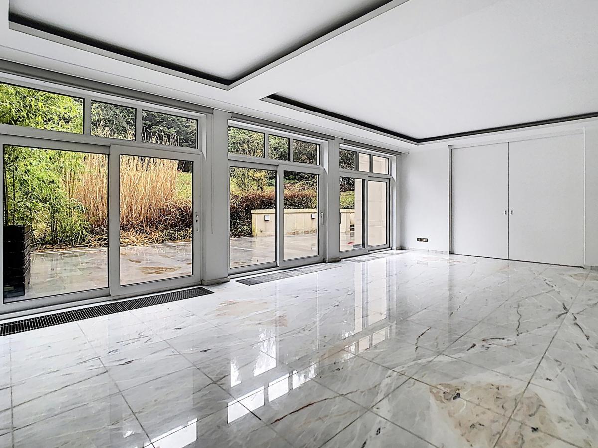 Prince d'Orange : Sublime villa jumelée remise à neuf