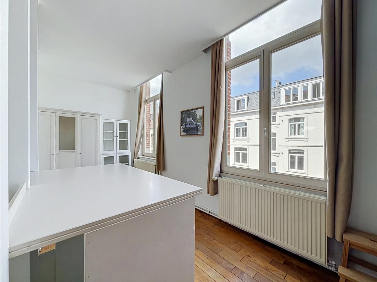 Place Brugmann - Bel appartement meublé