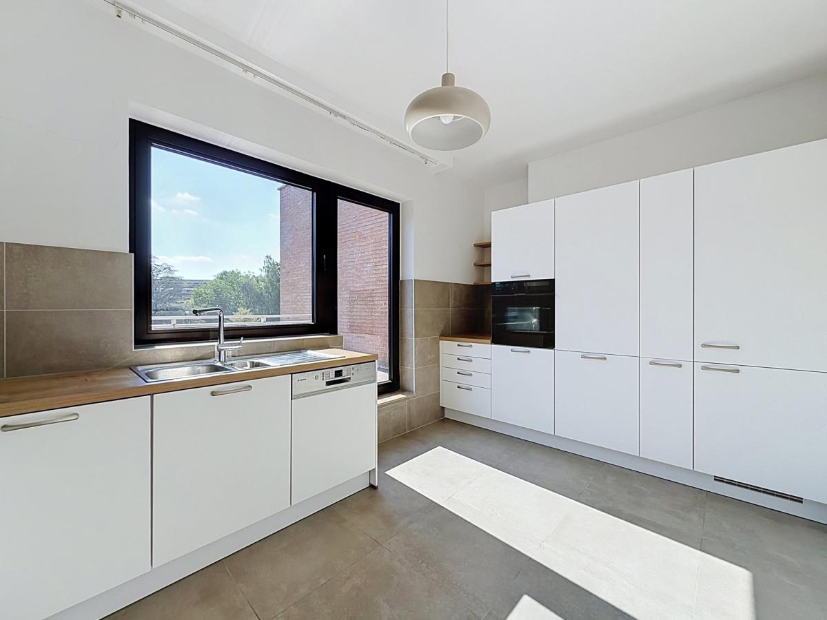 Italie : Bel appartement dernier étage + grandes terrasses