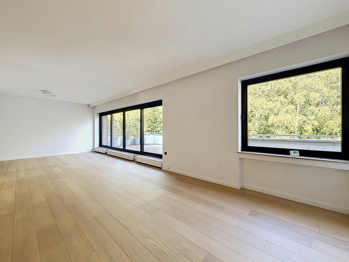 Italie : Bel appartement dernier étage + grandes terrasses