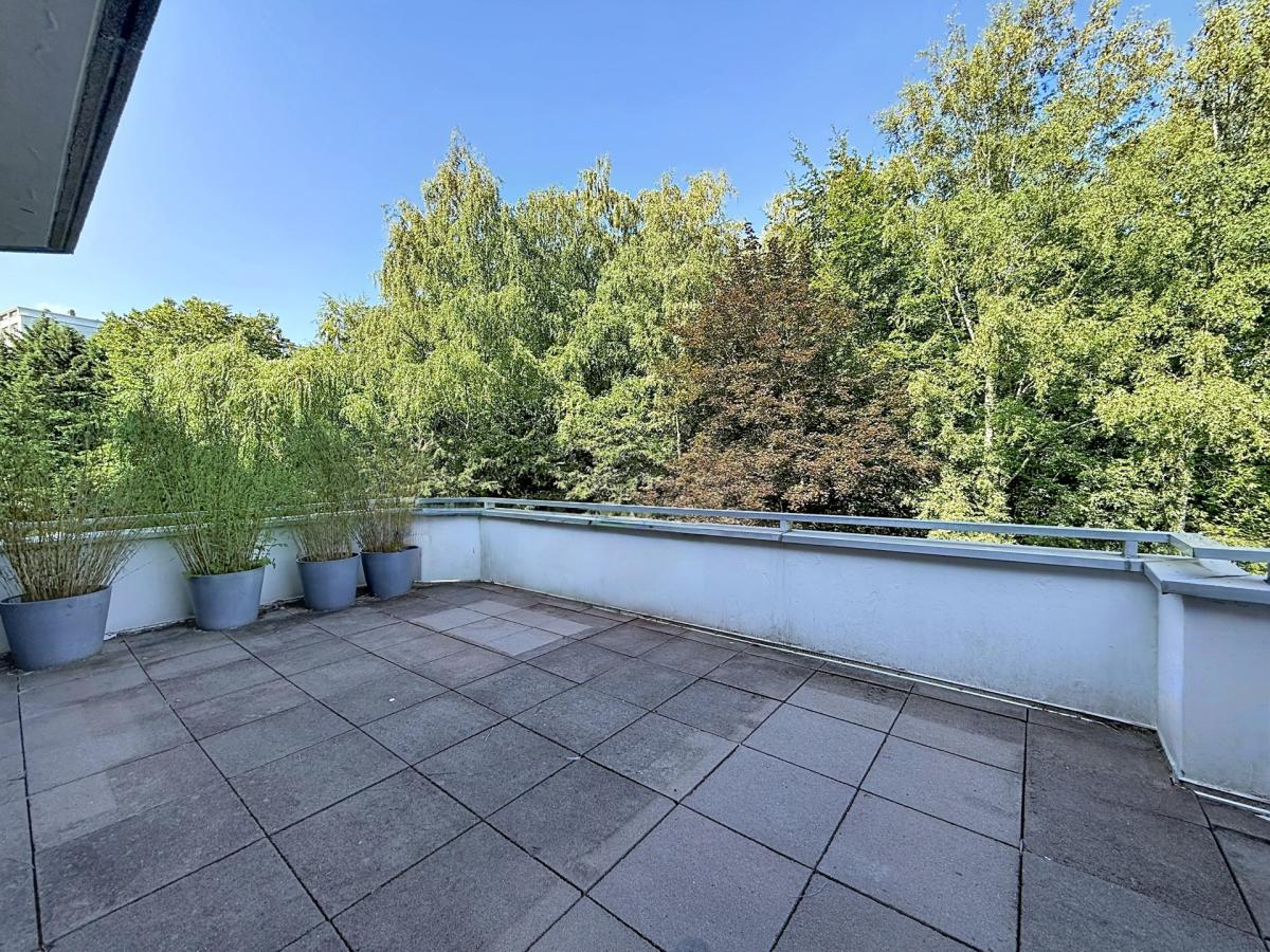 Italie : Bel appartement dernier étage + grandes terrasses