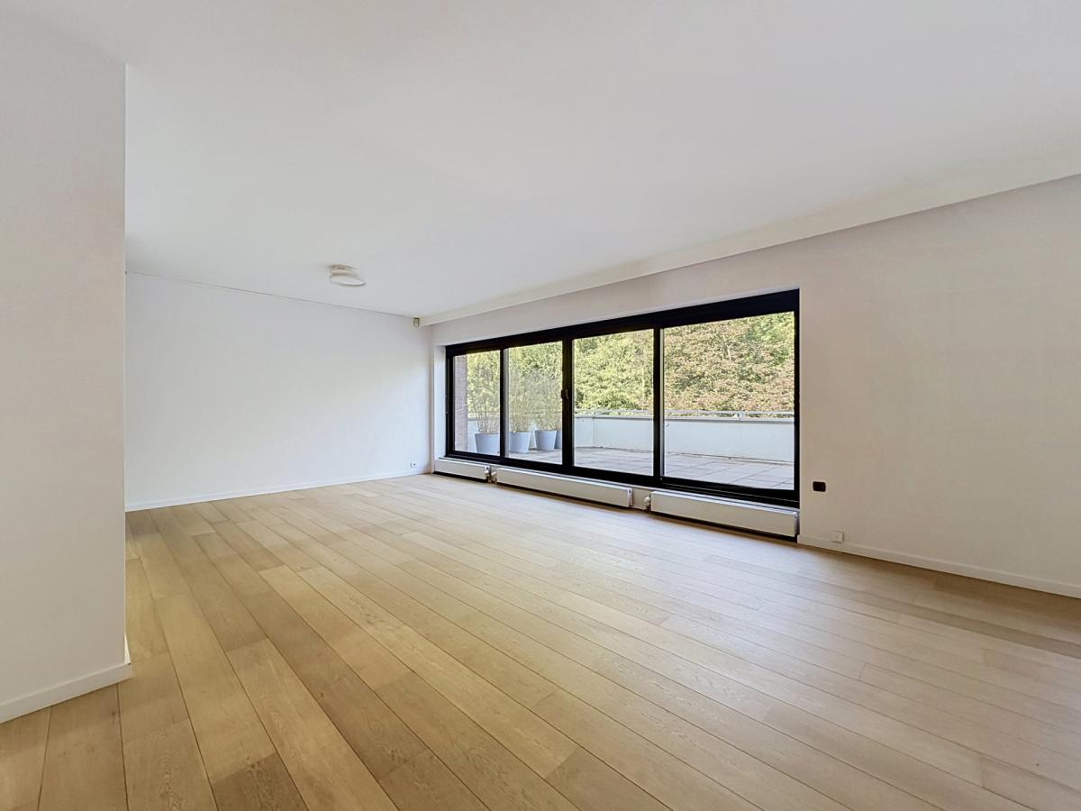 Italie : Bel appartement dernier étage + grandes terrasses