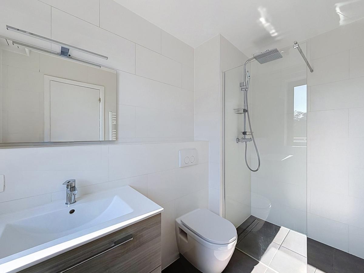 Italie : Bel appartement dernier étage + grandes terrasses