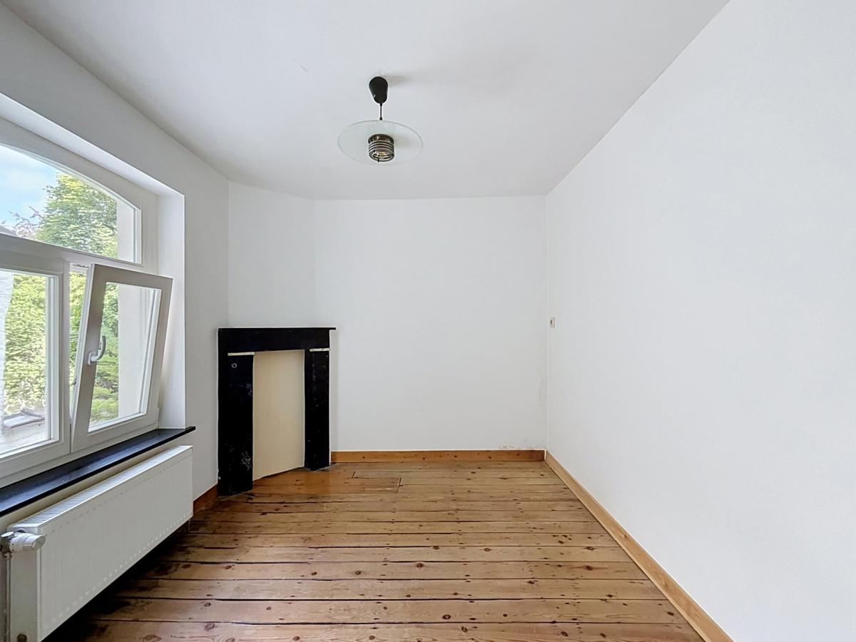 Cottages : Belle maison de caractère + cour !