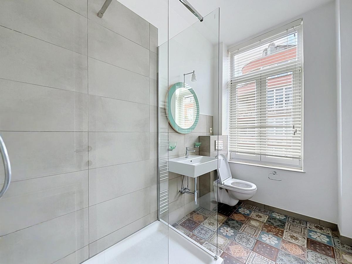 Cottages : Belle maison de caractère + cour !
