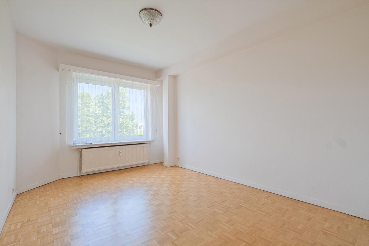 Cinquantenaire -  Bel appartement 2 chambres avec balcon