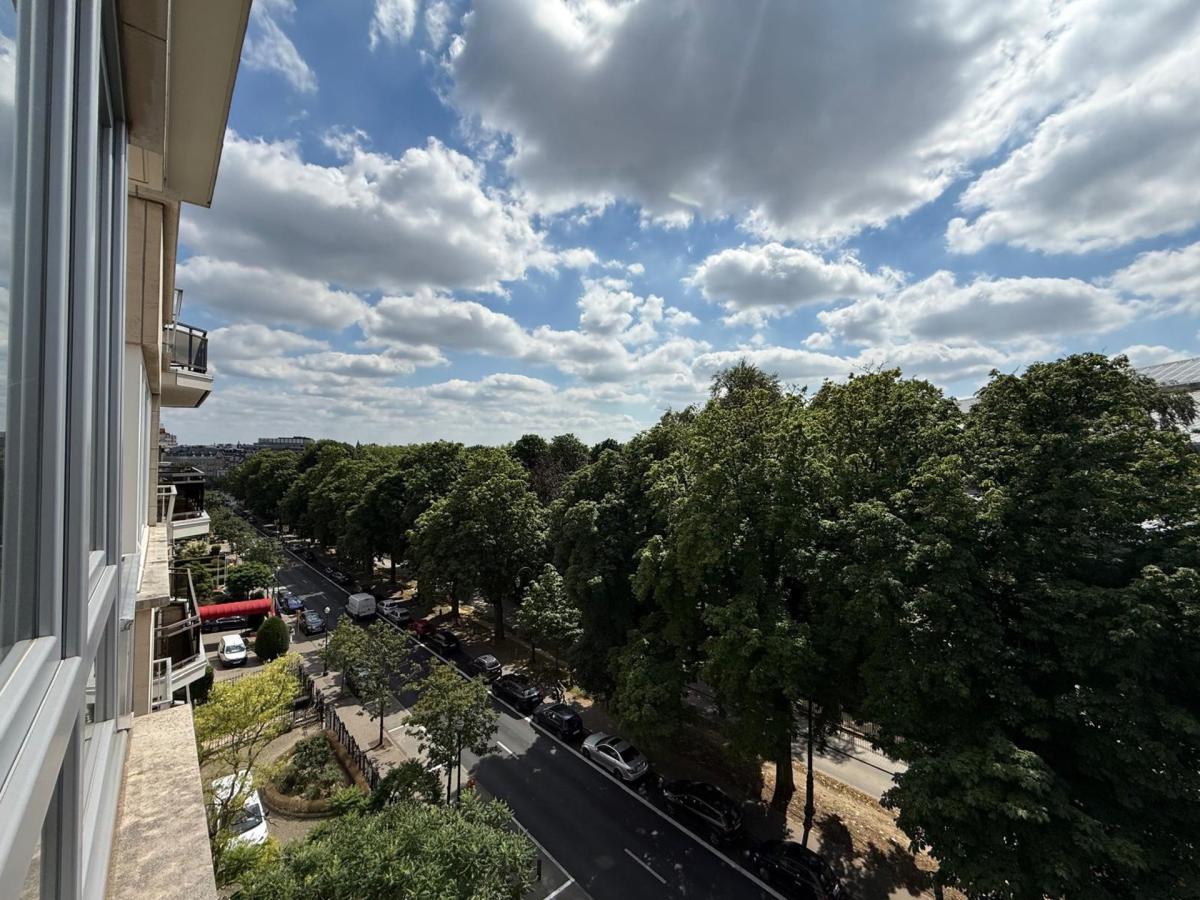Cinquantenaire -  Bel appartement 2 chambres avec balcon
