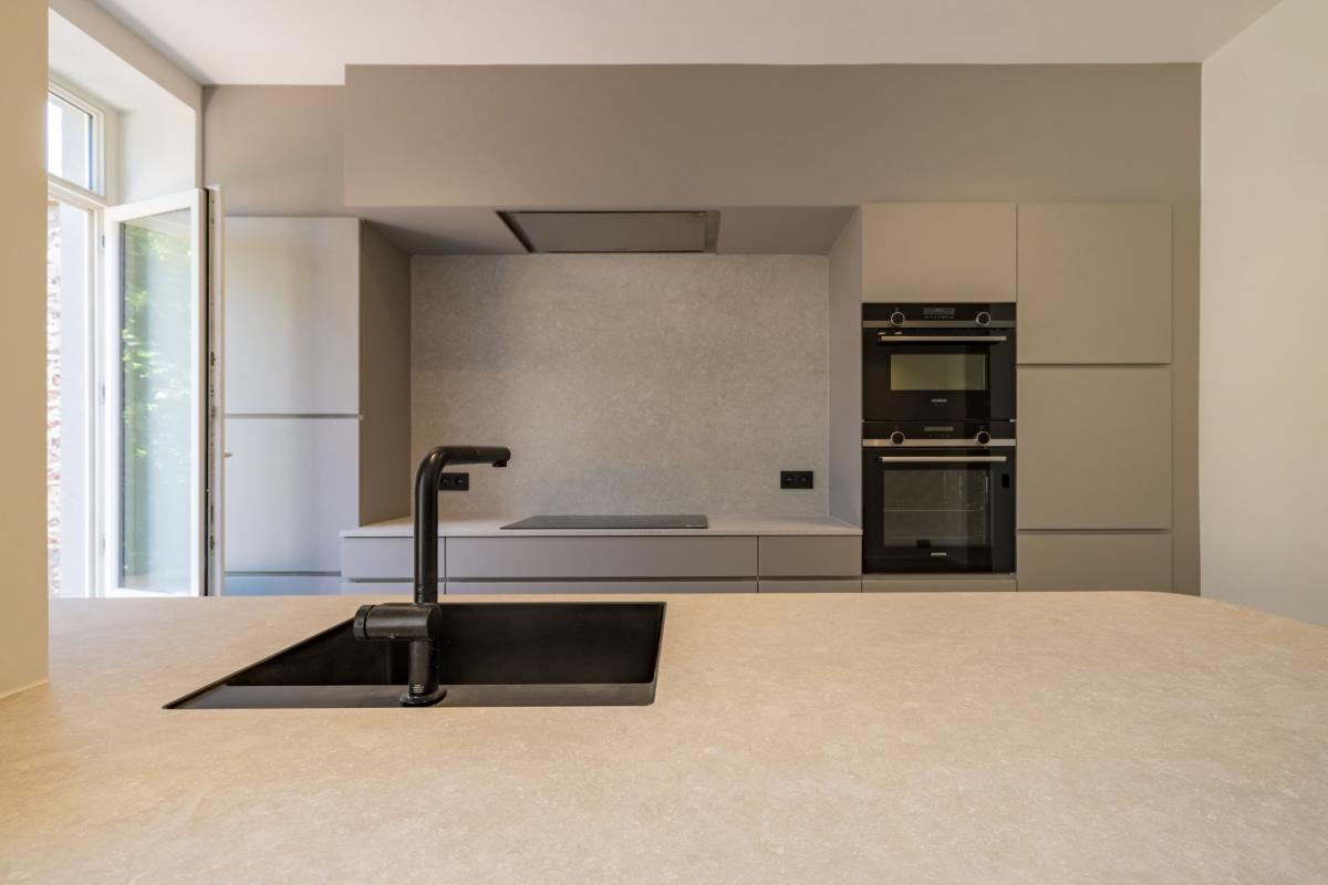 Merjay : Somptueux appartement rénové + vaste terrasse