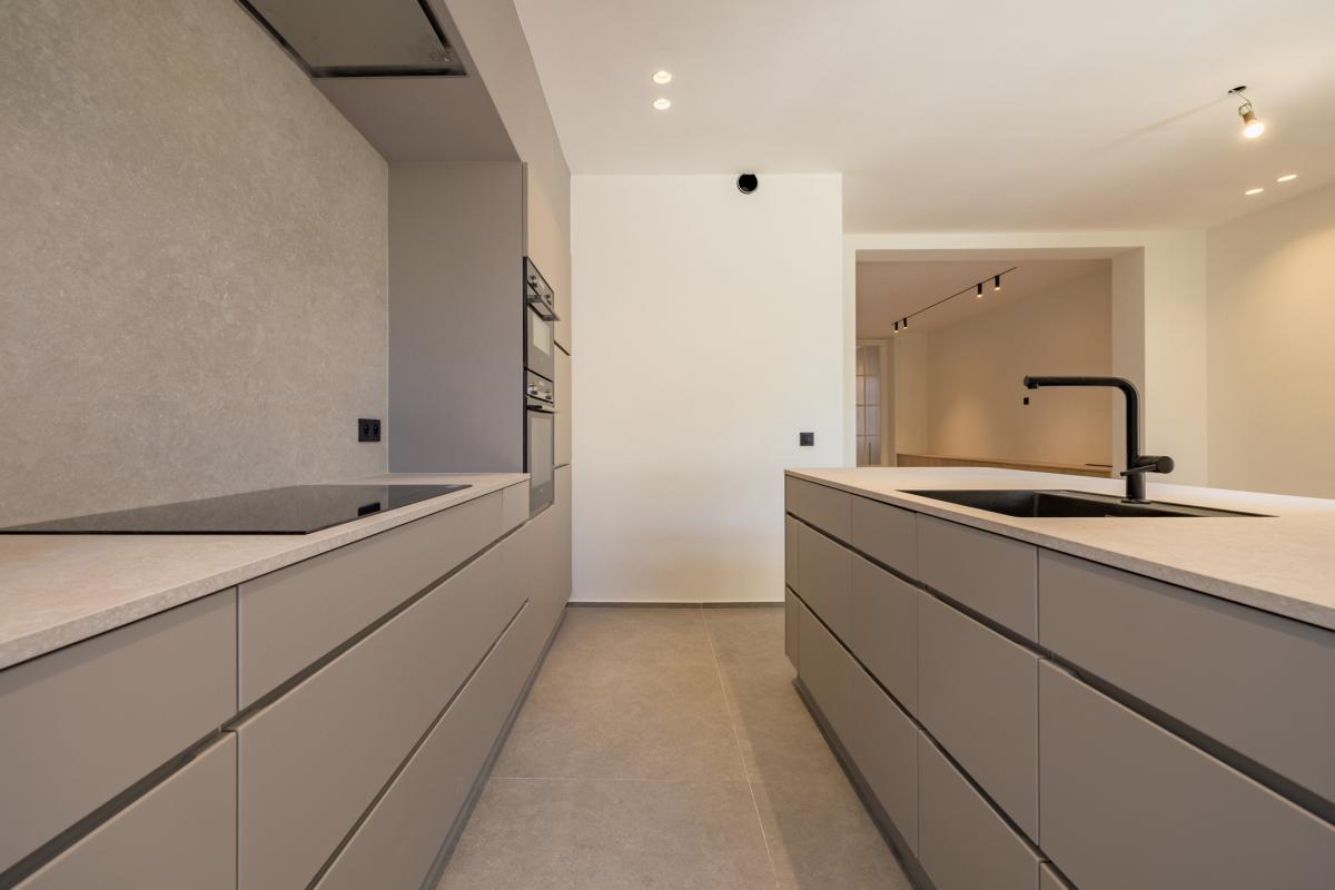 Merjay : Somptueux appartement rénové + vaste terrasse