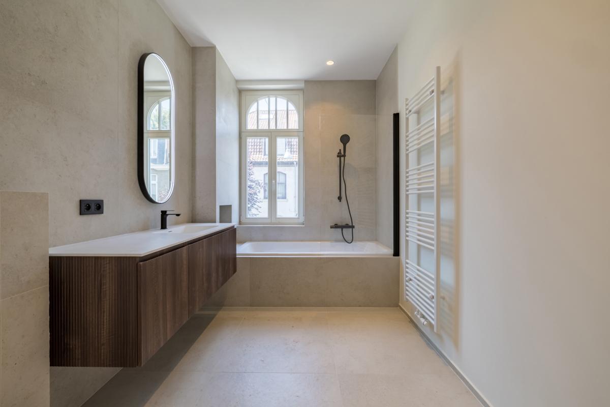 Merjay : Somptueux appartement rénové + vaste terrasse