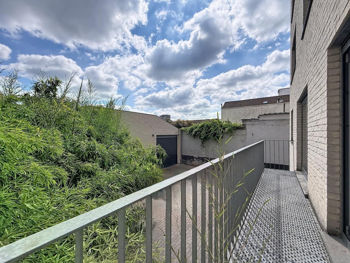 Doyenné : Spacieux appartement RDC + terrasse