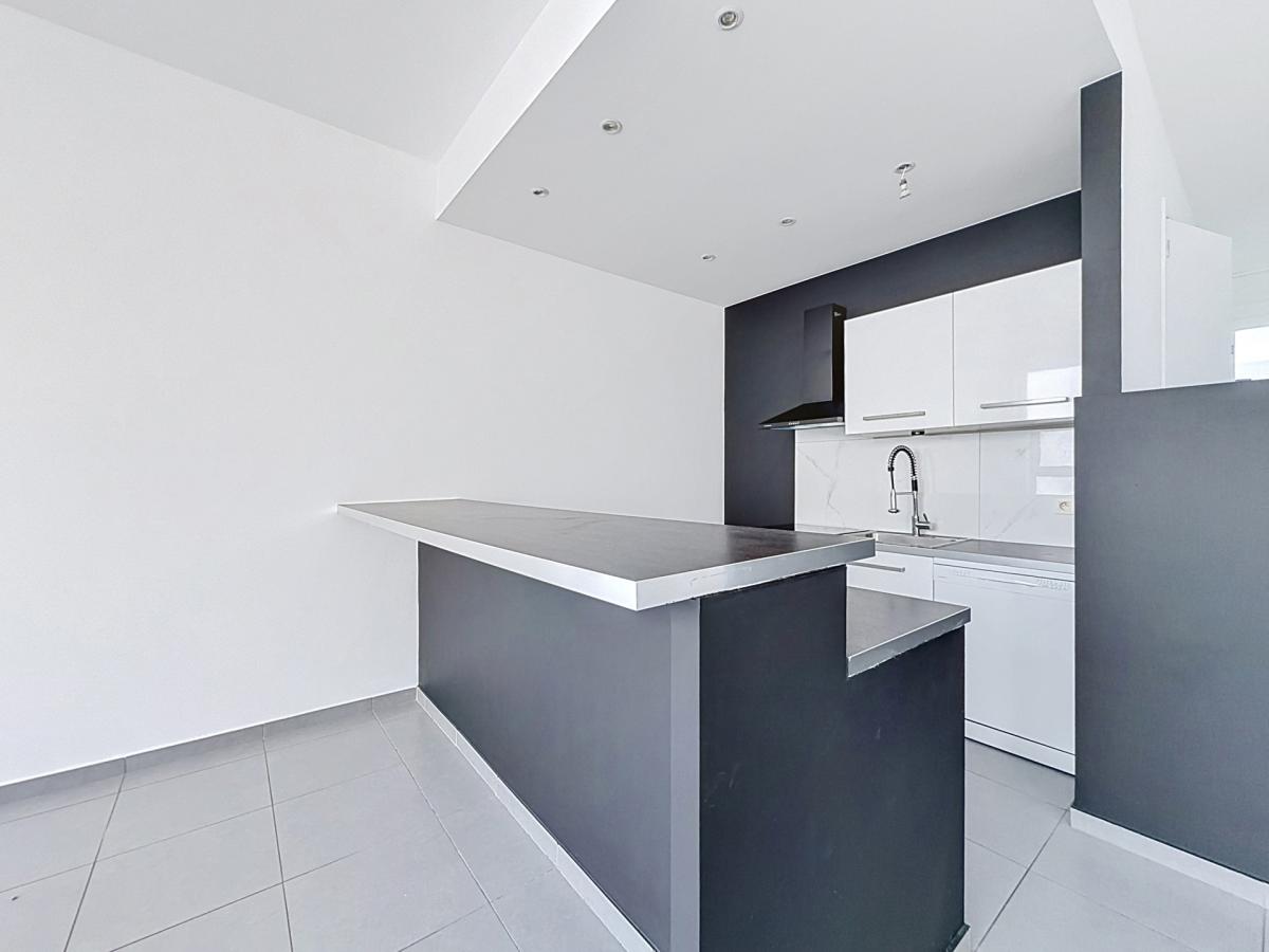 Doyenné : Spacieux appartement RDC + terrasse