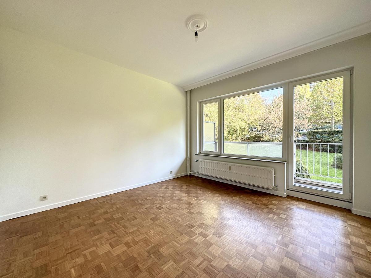 Parc Brugmann : Superbe appartement rénové + terrasses