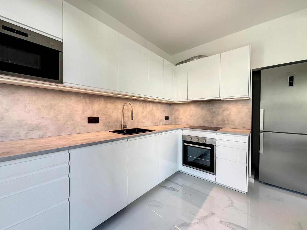 Parc Brugmann : Superbe appartement rénové + terrasses
