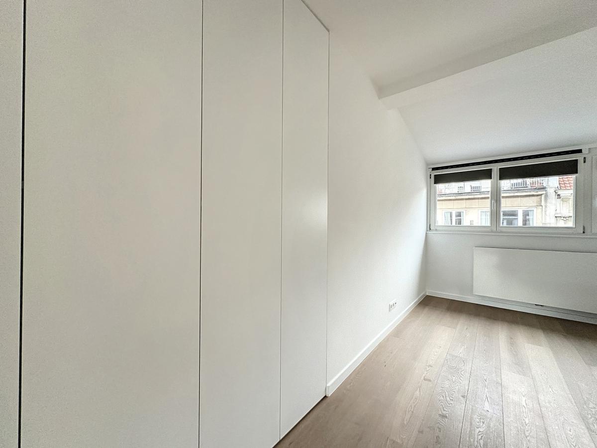Darwin : Magnifique penthouse remis à neuf + terrasse SO