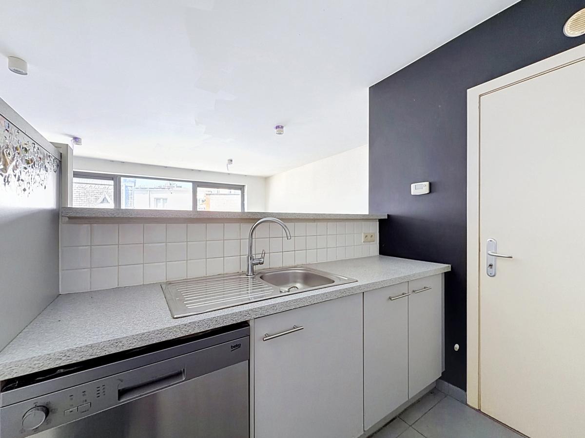 Doyenné / Parvis Saint Pierre : Bel appartement moderne