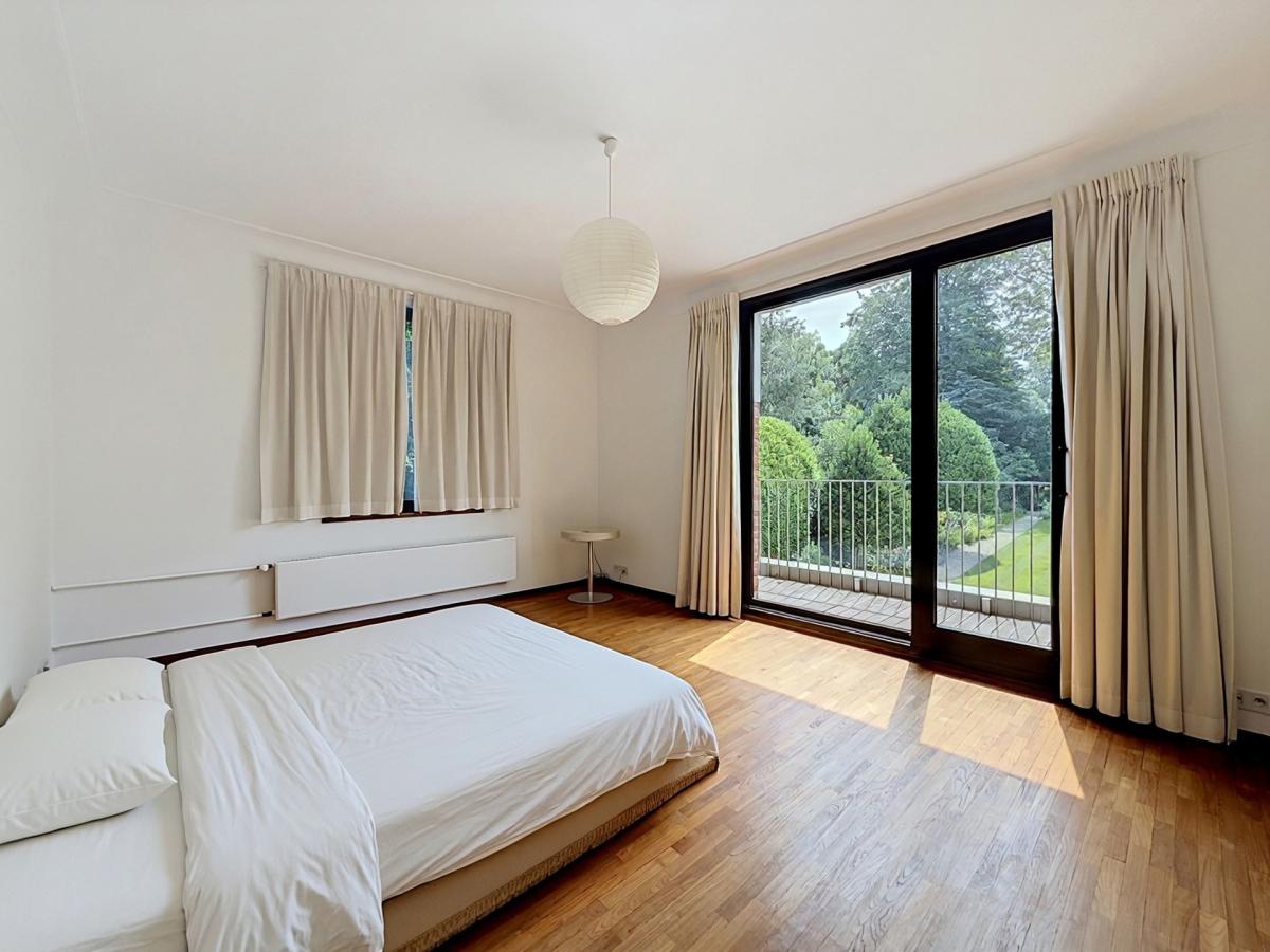 Saint-Job / Vivier d'Oie : Sublime villa avec vaste jardin