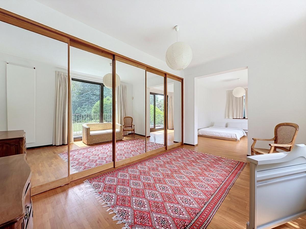 Saint-Job / Vivier d'Oie : Sublime villa avec vaste jardin