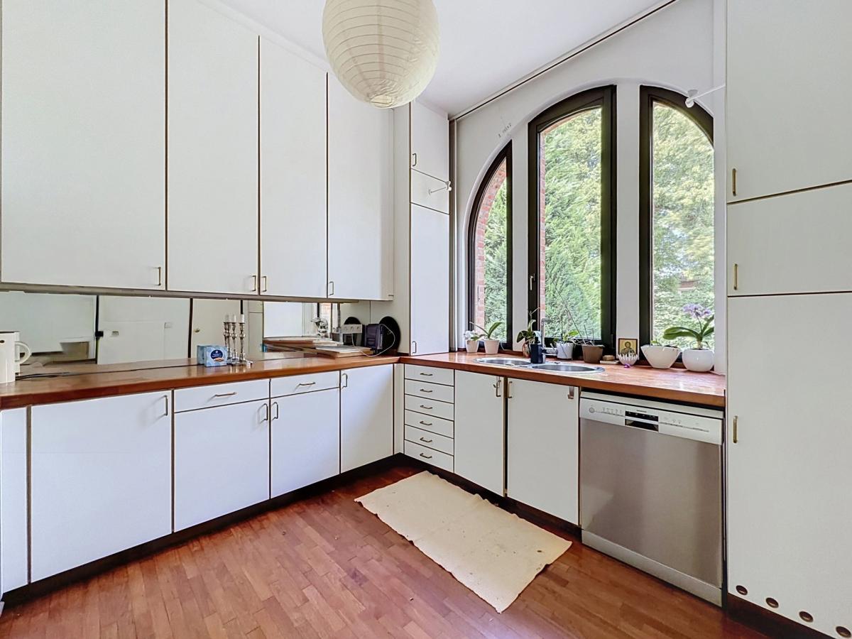 Saint-Job / Vivier d'Oie : Sublime villa avec vaste jardin