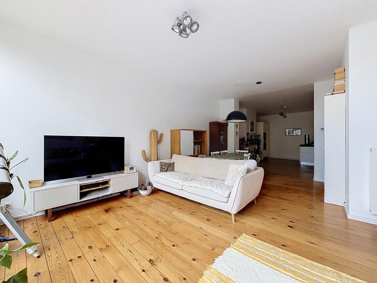 Pl. Brugmann/Lepoutre : Superbe appartement 3 ch. + terrasse