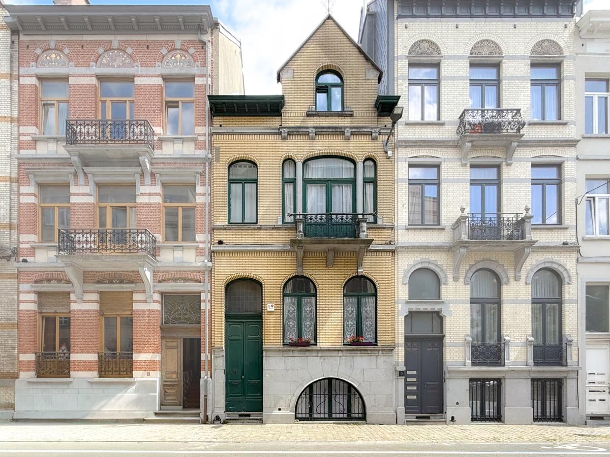 Quartier EU - Magnifique maison 6 ch. avec jardin