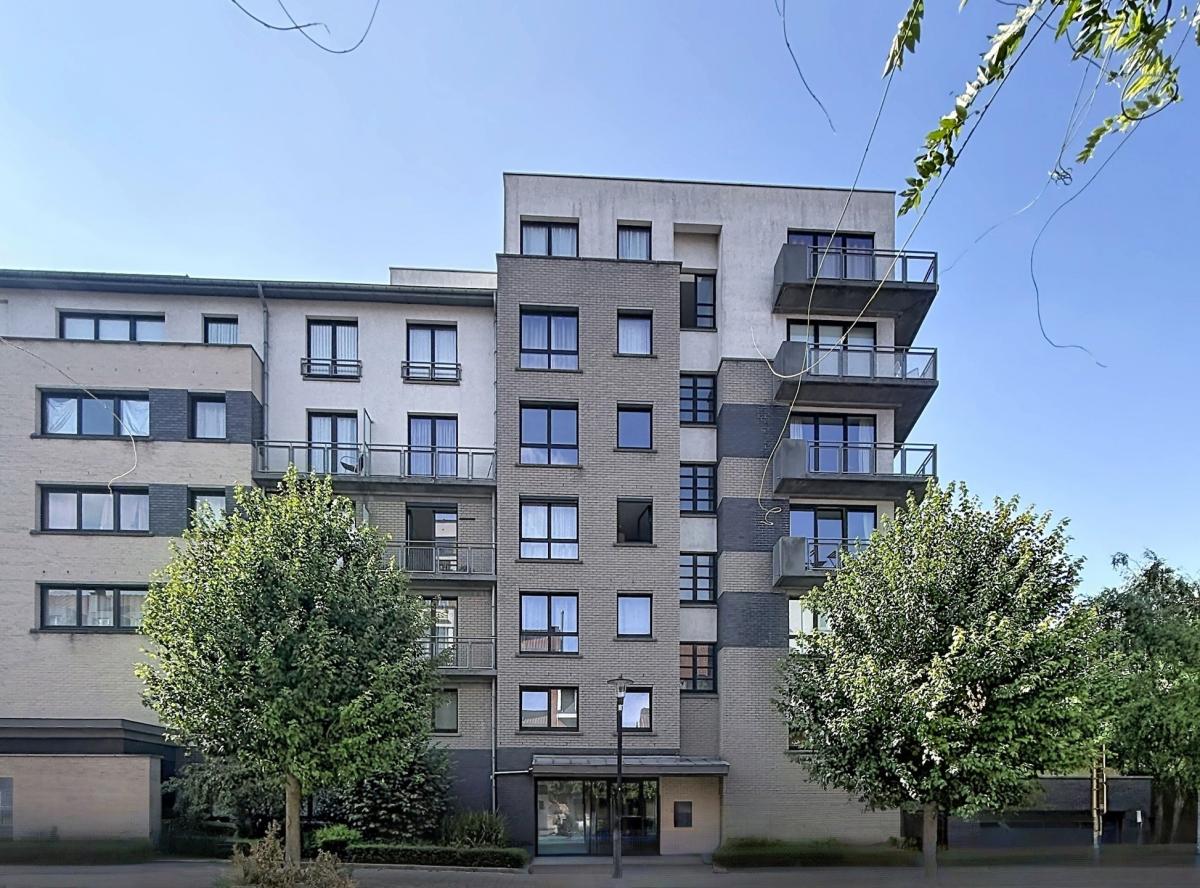 Flagey / Et. Ixelles : Bel appartement récent 3 chambres