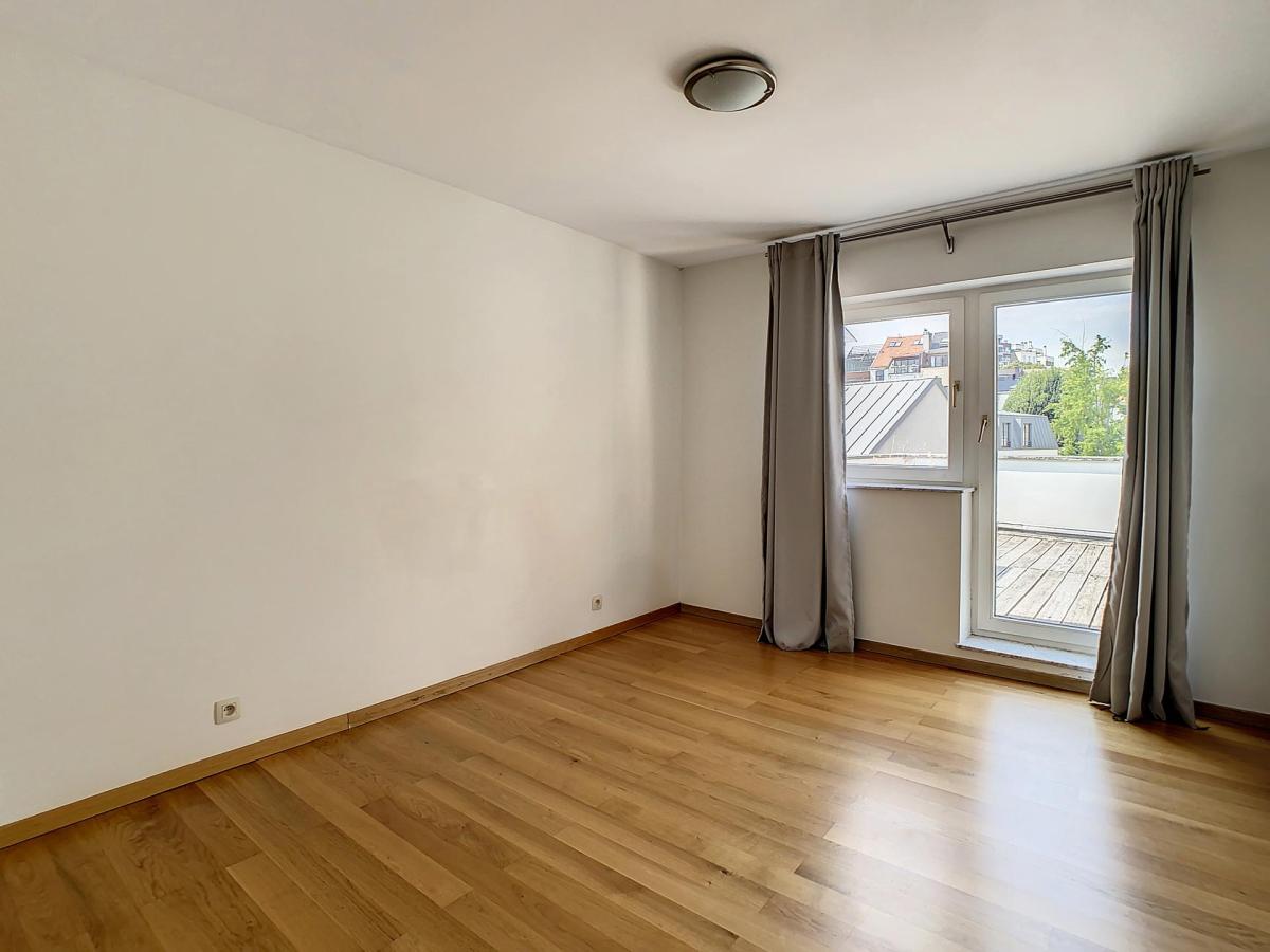 Etangs d'Ixelles : appartement 2 ch + bureau + 2 terrasses