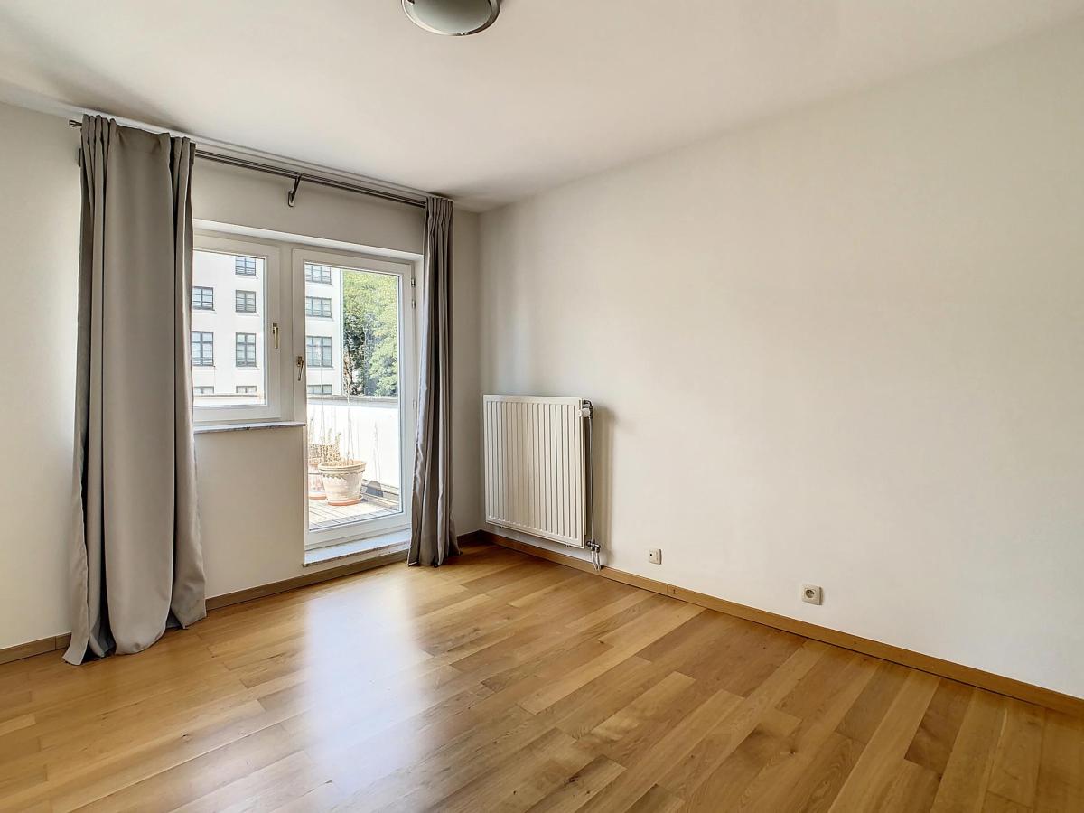 Etangs d'Ixelles : appartement 2 ch + bureau + 2 terrasses