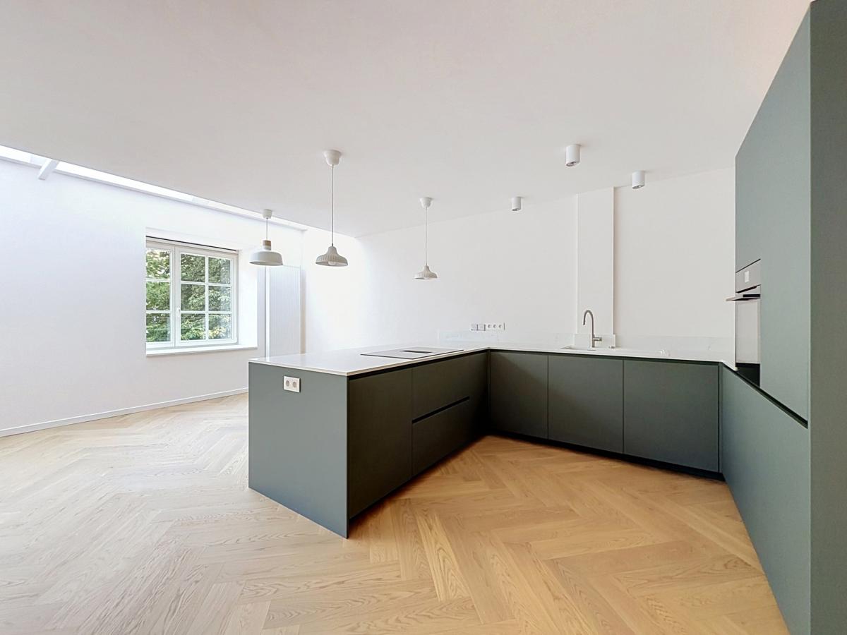 Churchill : Superbe duplex penthouse neuf + terrasse