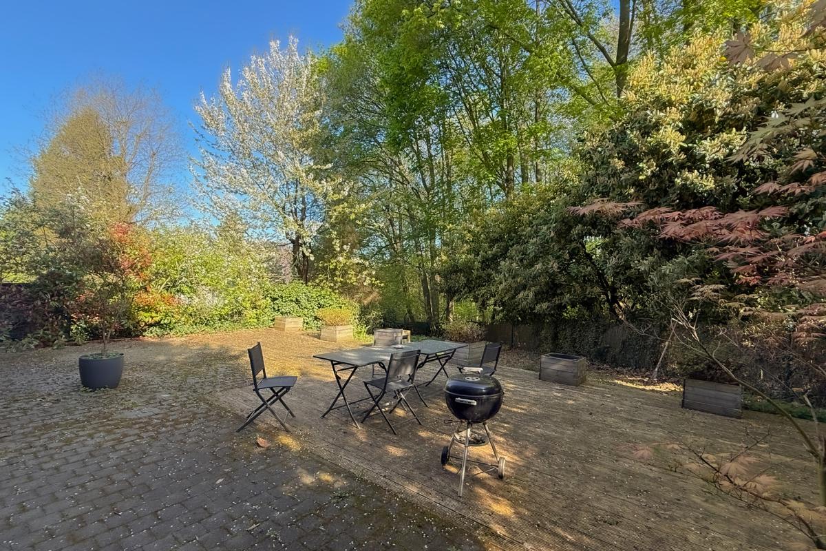 Parc de Woluwe: magnifique appartement rénové avec jardin