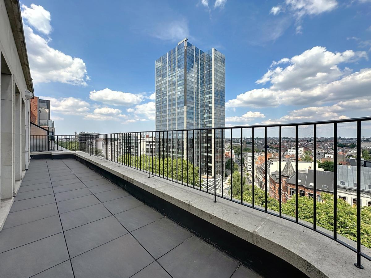 Louise : Prestigieux appartement 3 chambres avec terrasse