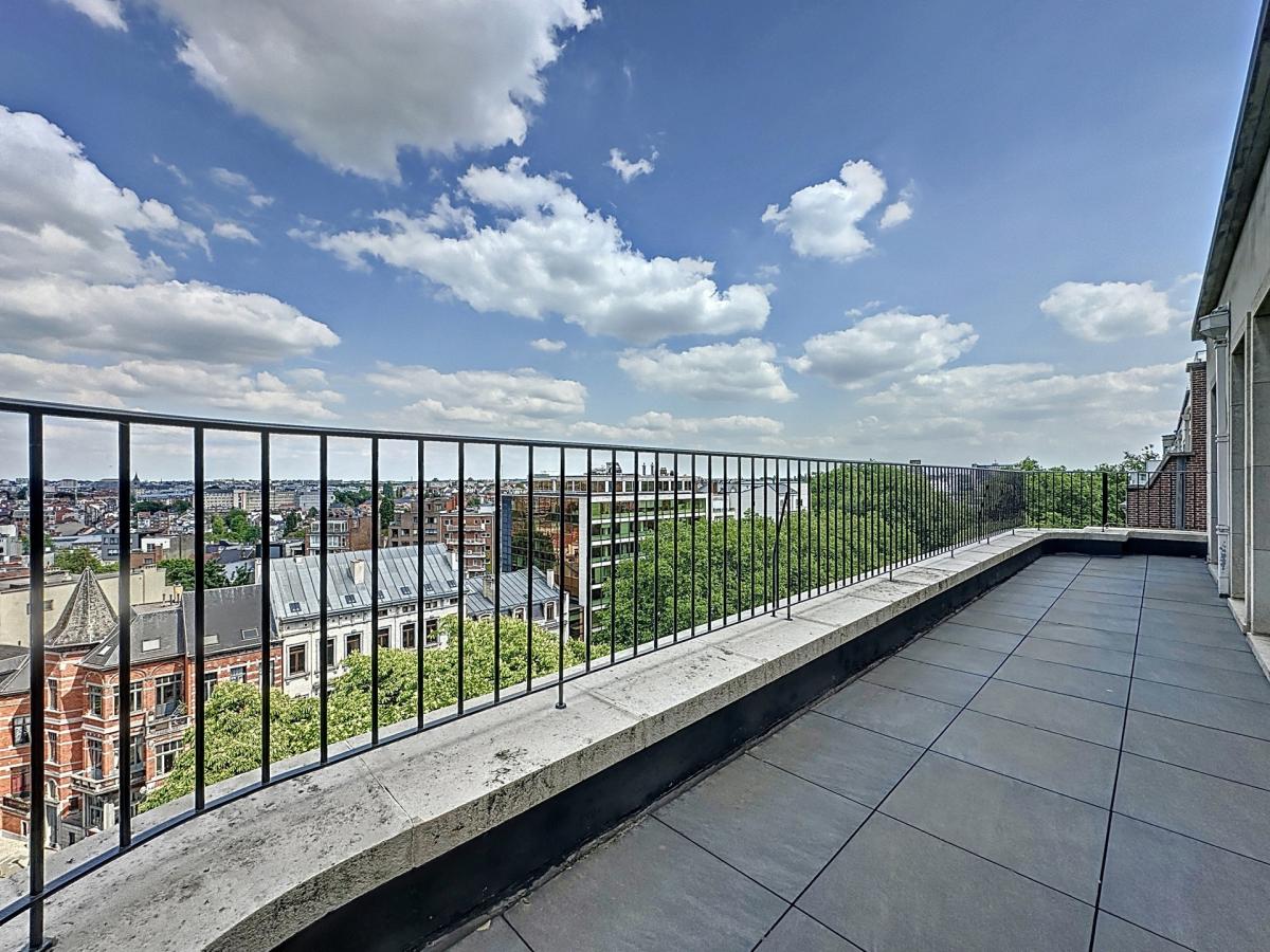 Louise : Prestigieux appartement 3 chambres avec terrasse