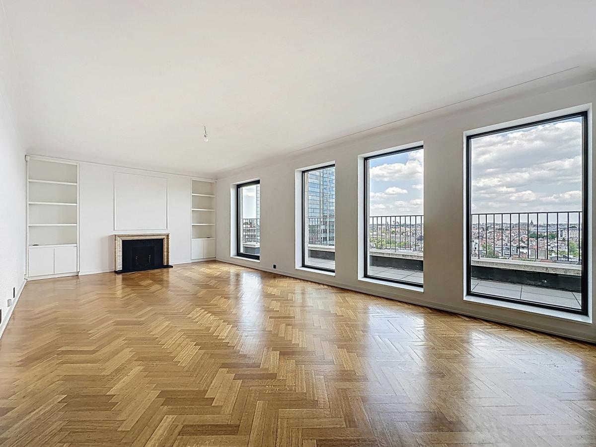 Louise : Prestigieux appartement 3 chambres avec terrasse