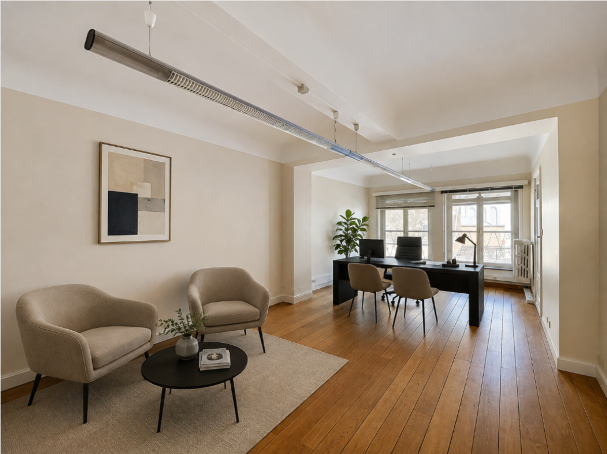 Quartier Royal : Bel espace de bureau